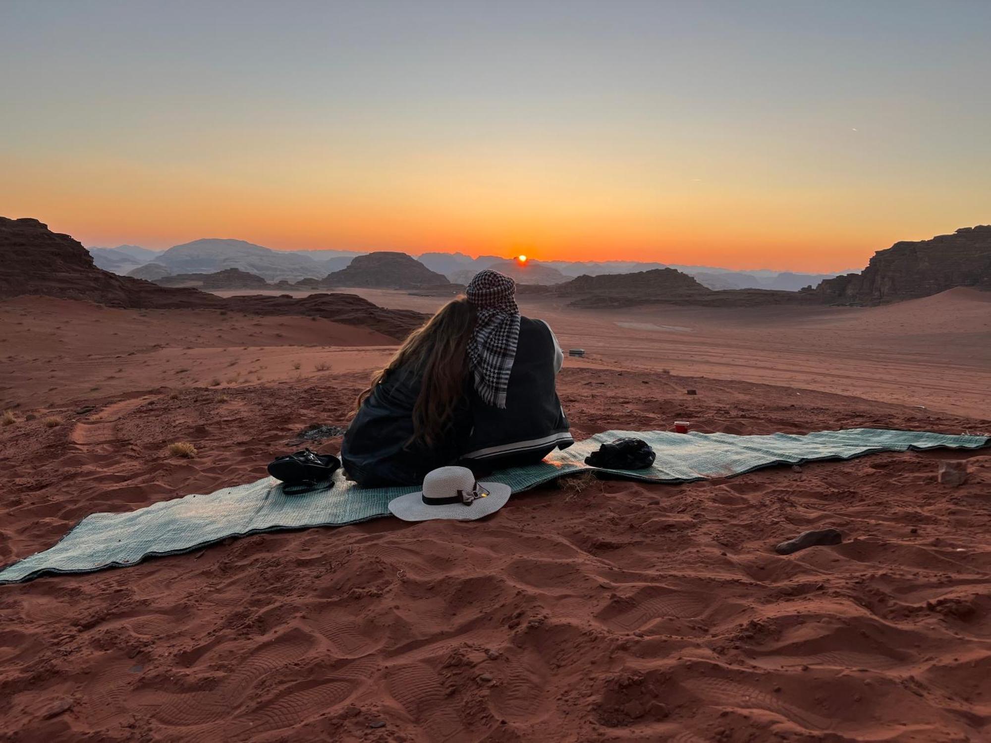 Oblivion Camp Hotel Wadi Rum Exterior photo