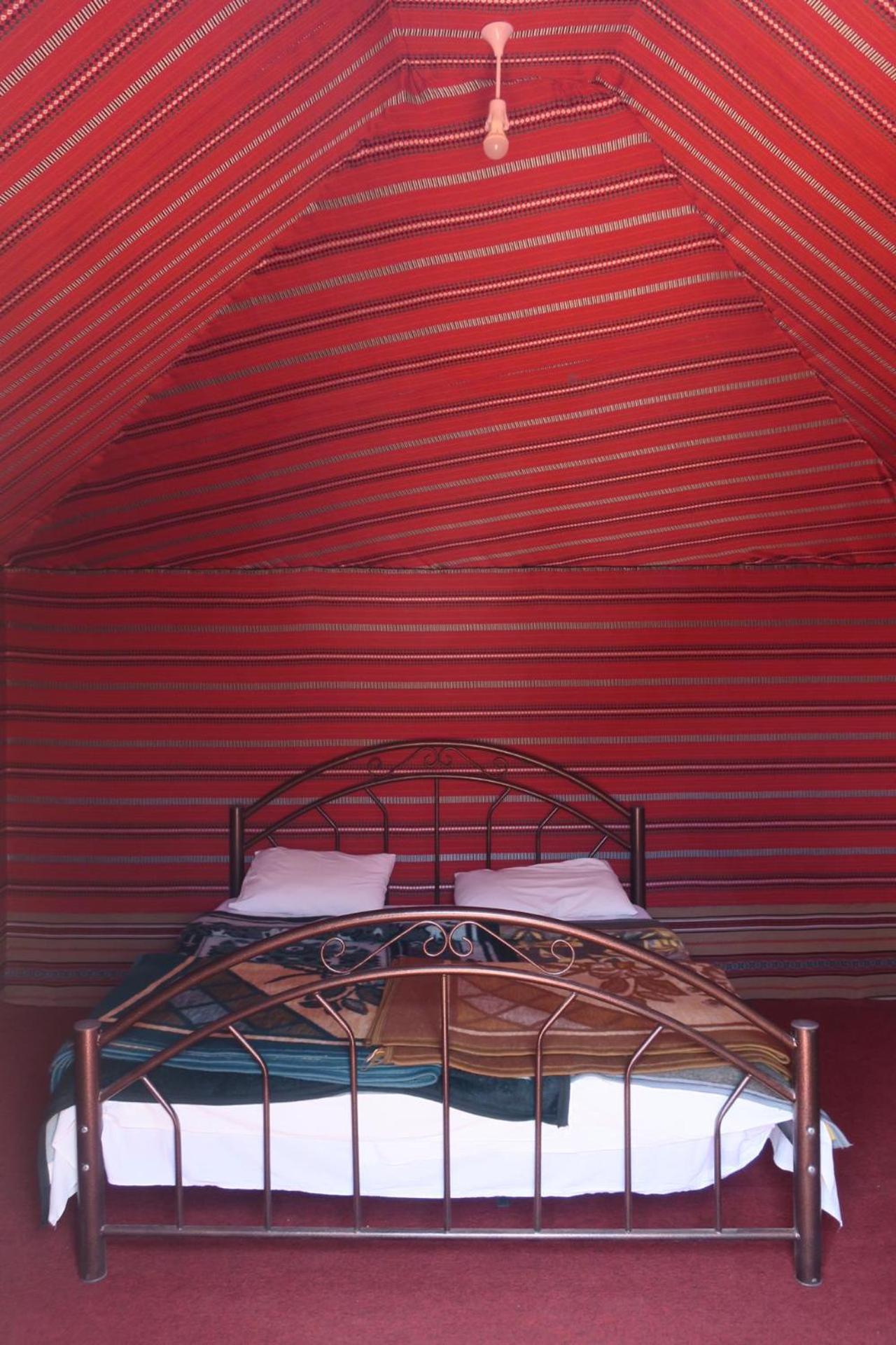 Oblivion Camp Hotel Wadi Rum Exterior photo