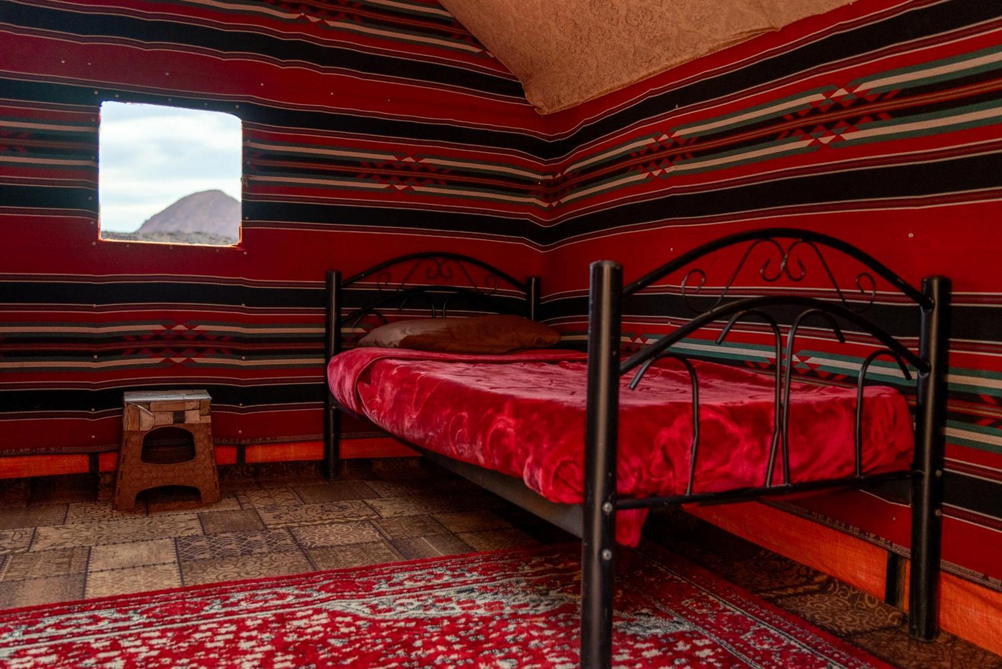 Oblivion Camp Hotel Wadi Rum Exterior photo